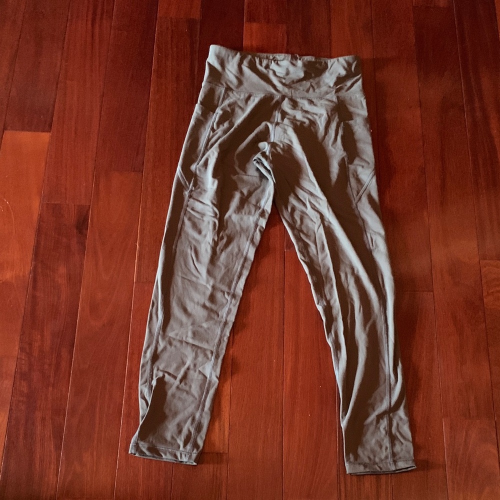 Aeropostale Women’s Olive Green  Leggings